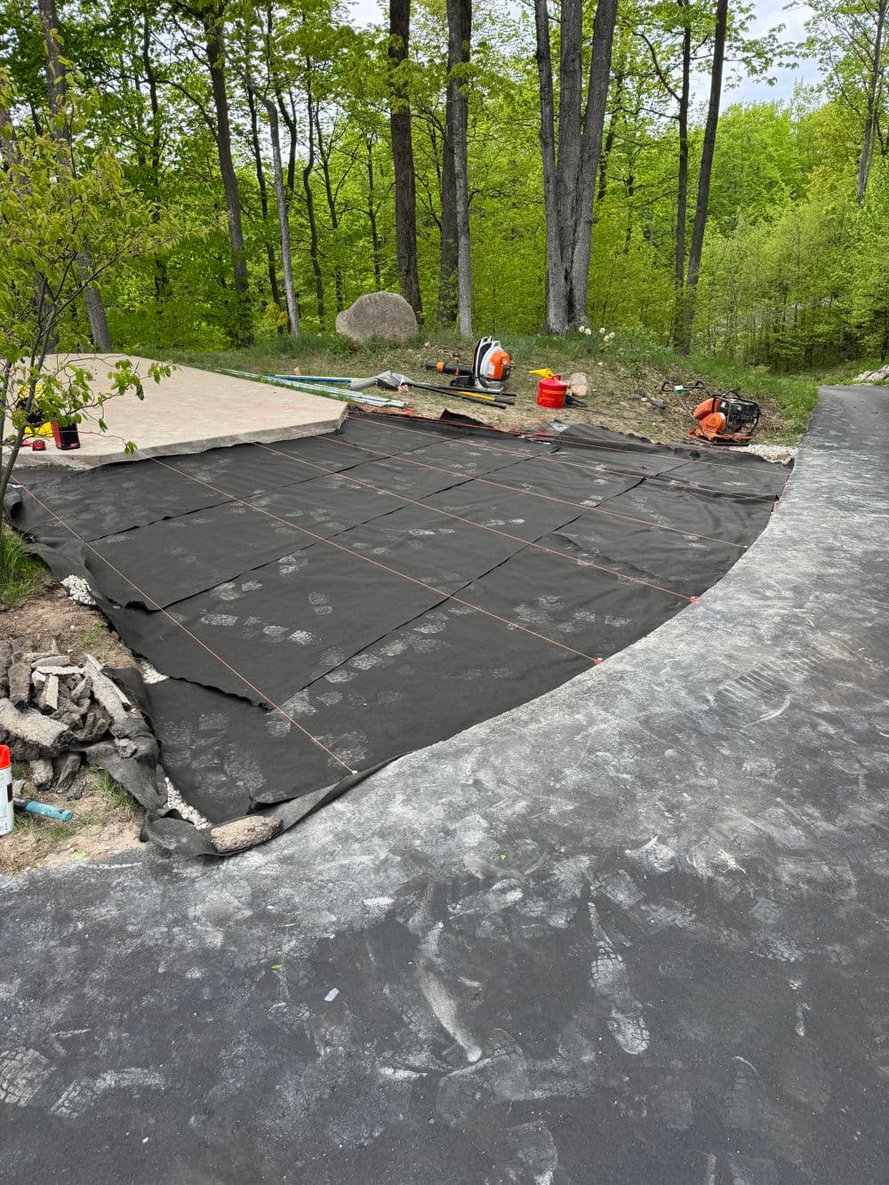 Gallery photos for Unilock Turfstone Driveway Turns an Awkward Space into a Greenscape: Image #8